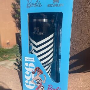 StanleyxBarbie 40oz tumbler